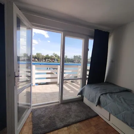 Pri Jazere - Slnecne Jazera *