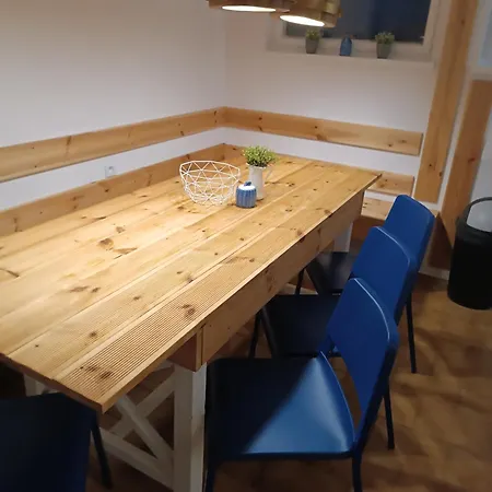 Nyaraló Pri Jazere - Slnecne Jazera Szenc