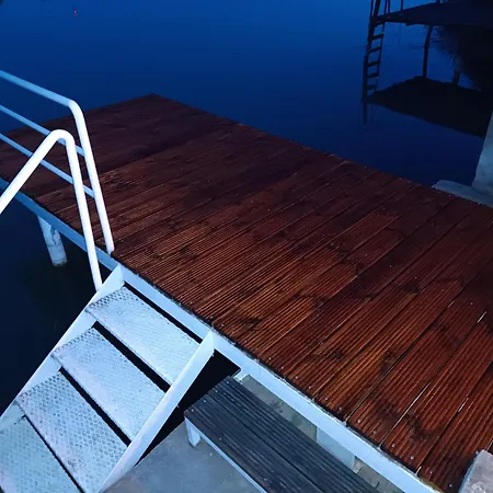 Pri Jazere - Slnecne Jazera 펜션 *